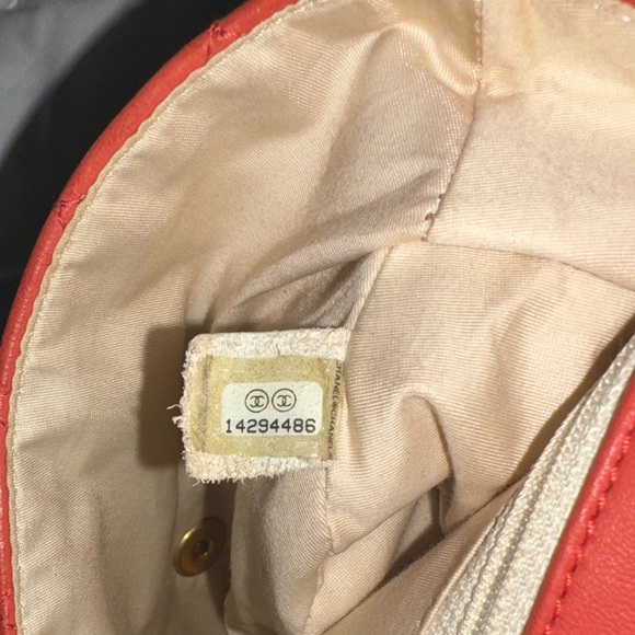 Authentic Chanel Valentine bag - Picture 3 of 14